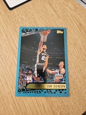 Tim Duncan Topps Basketball Card - Teal Border